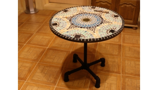 Столик отделанный мозаикой Венский кофе_1 D70см купить
